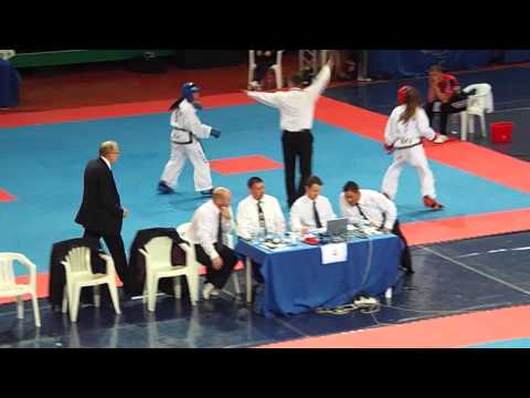 Hannah Eade (Irl) v Dina El Sharafi (Bul) Junior Female 16-17 -58Kg Sparring