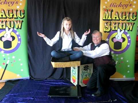 Princess Flying Carpet by Mak Magic, Jack Gwynne