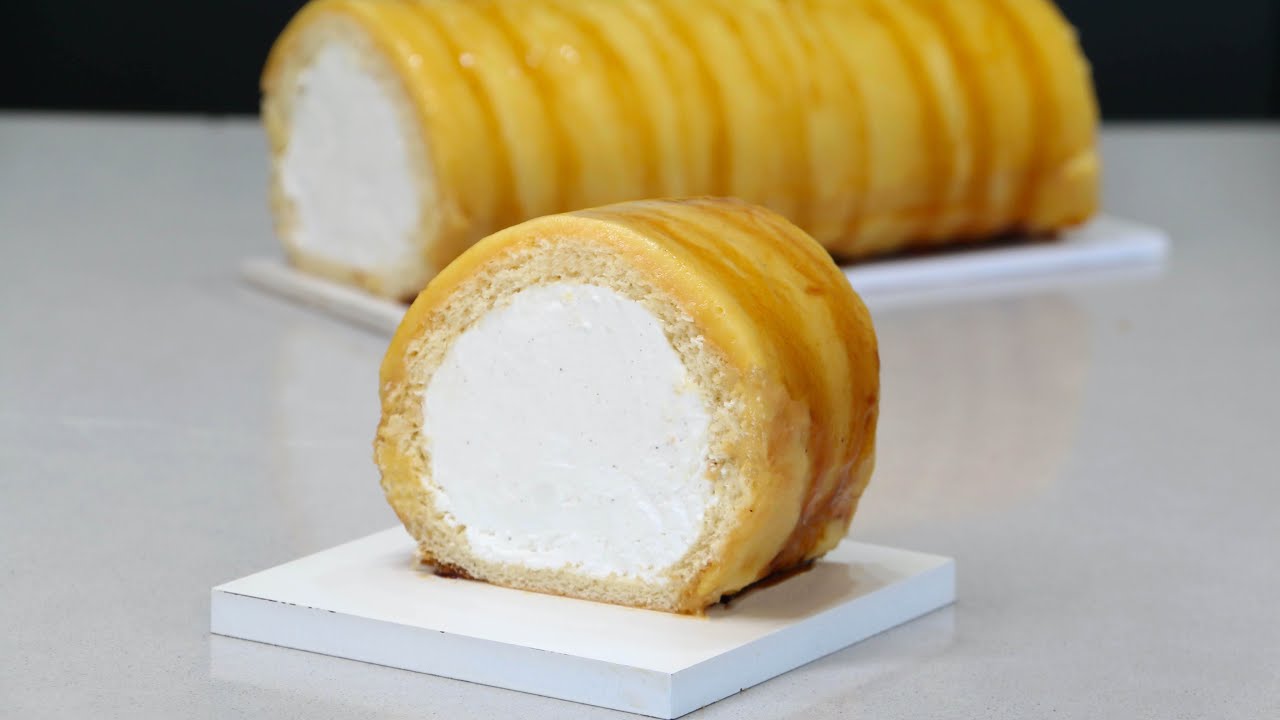 La ricetta per realizzare un goloso roll alla crema chantilly