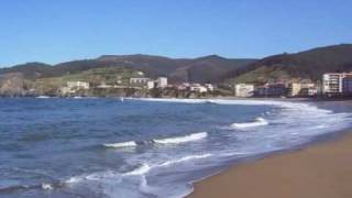 preview picture of video 'Playa de BAKIO beach EUSKADI'