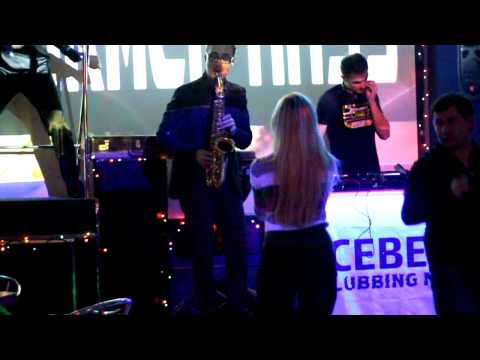 syntheticsax & dj andrew s'mile- give it a way