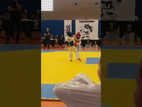 Taekwondo indiara-goias 1"torneio Municipal 2026 Emanuell Batista vermelho X Davi Oliveira azul