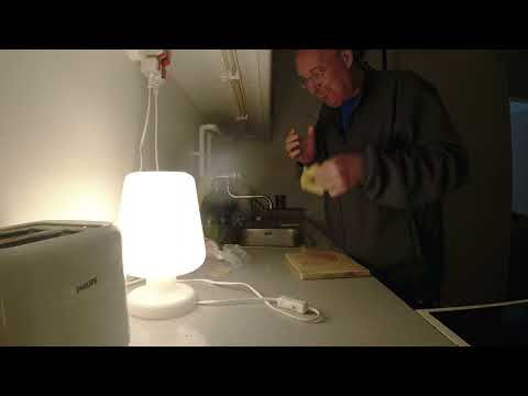 MongoTV_11023 - Min Frokost - Ristet TOASTBRØD Med OST og HVIDLØGSPØLSE