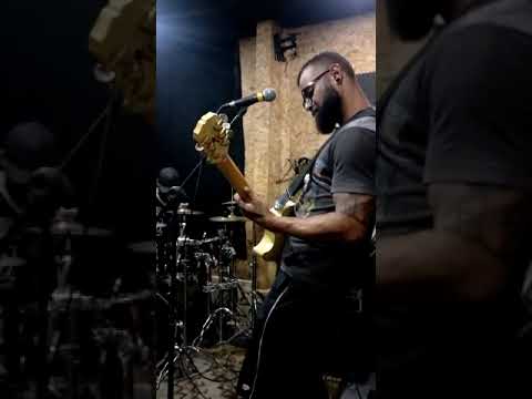 música da banda ANDRAROCK as vezes penso