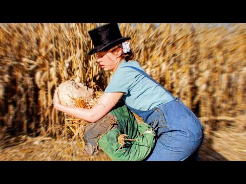 Pearl Clip - Dancing With A Scarecrow (2022) | Horror Society
