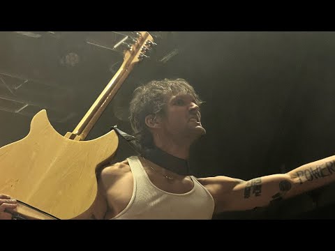 Boys Like Girls - Thunder/Stuck in the Middle - Live in Charlotte, NC (9/17/23)