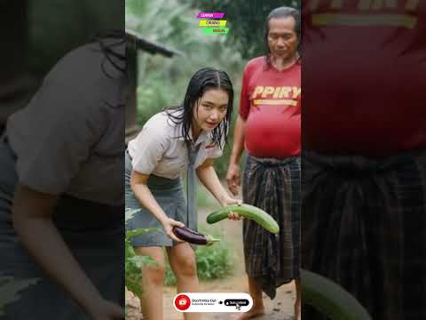 She took the vegetables without permission! heavy rain in village life #rainyday #fyp #heavyrain