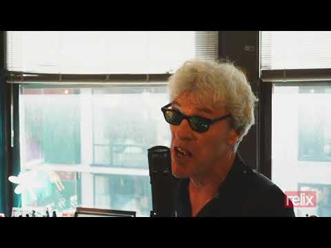 "Strange Things Happen" | Adrian Belew and Stewart Copeland | 08/23/17 | Relix Studio Sessions