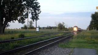 preview picture of video 'VIA Rail F40PH-2 6427 & P42DC 910 - Gananoque Ontario'