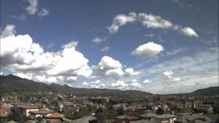 preview picture of video 'Timelapse Webcam MOBOTIX Giornata dai mille volti ad Almenno San Salvatore(BG) 24/04/2012'