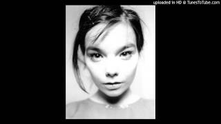 La Velle Irth, Björk &amp; Prince - Something In Pagan Pluto Water (5yrs of Bordom)