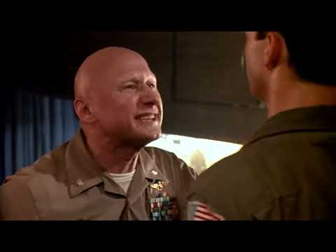 End-credits energy from the Top Gun trailer echoes 'Mighty Wings' closer