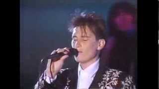 k.d.lang &amp; The Reclines - Trail of Broken Hearts ( live )