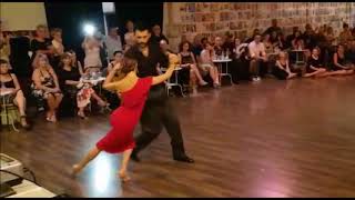 Adrian Ferreyra & MariaElena Macchini - pescadores de perlas