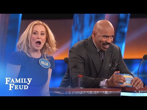 Kellie Pickler needs a BIGGER BUZZER! | Celebrity Family Feud | OUTTAKE