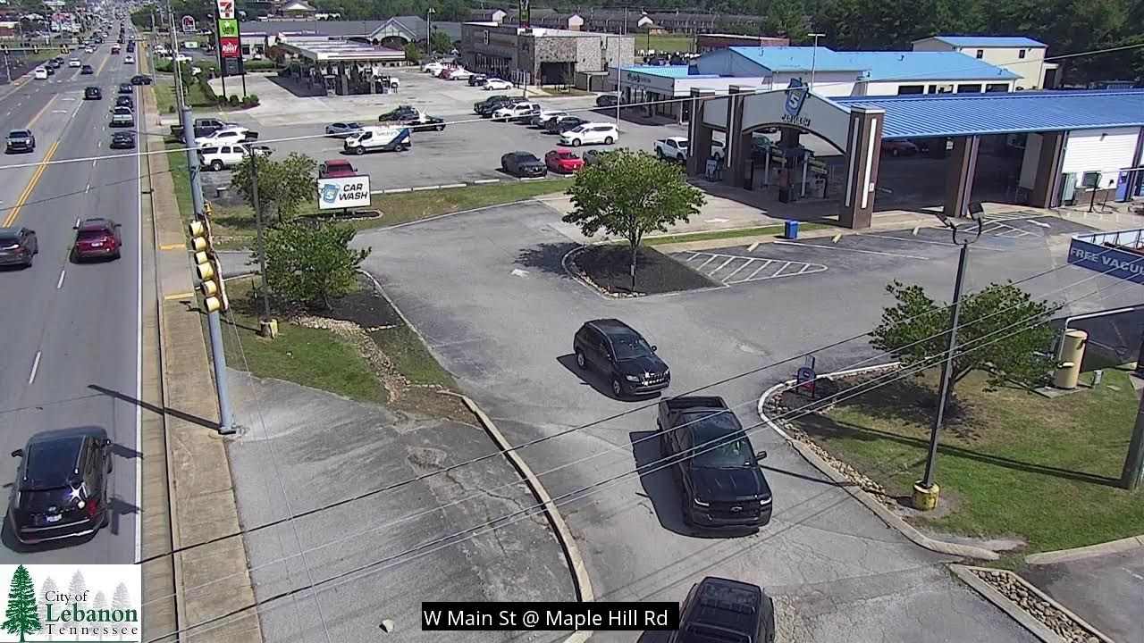 Live webcam view of Cruce de W Main y Maple Hill
