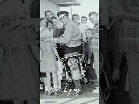When Fame Found Elvis's Front Door
