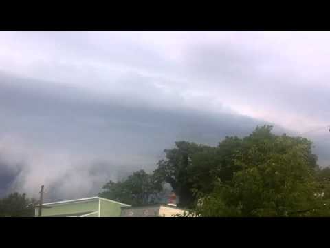 Wider look at shelf cloud ahead of severe storm 7pm