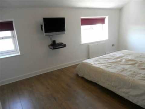 38 The Oval, BINGLEY, West Yorkshire