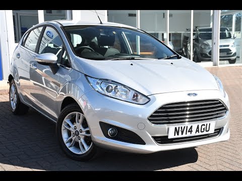 Used Ford Fiesta 1.25 82 Zetec 5dr Moondust Silver 2014