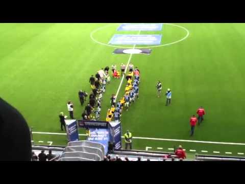 Fristad GoIF PF07 marscherar in på Arenan