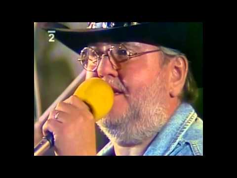 Michal Tučný - Dlouhá černá Limuzína [video]