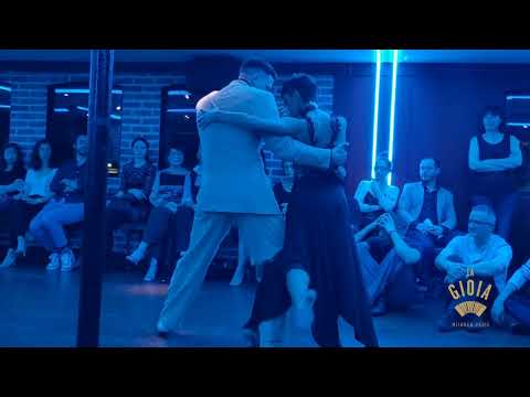 Mauro Caiazza & Sabrina Amuchástegui (1/3)