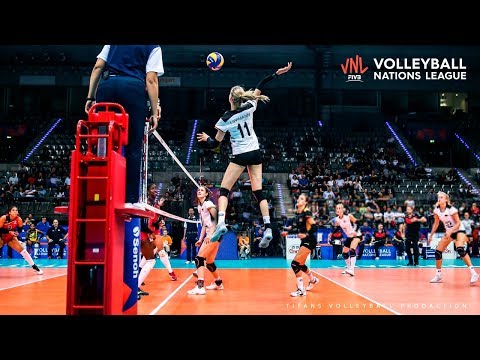 Louisa Lippmann | Monster of the Vertical Jump | Women's VNL 2019
