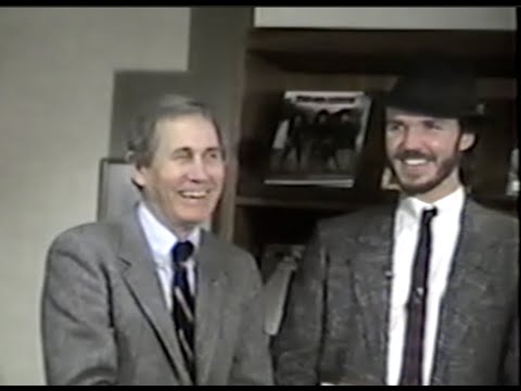 CMA Hall of Fame Induction of Mark O'Connor's "White Fiddle" - Chet Atkins Interviewed.