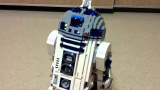 LEGO Star Wars Дроид R2D2 (10225) - відео 3