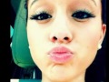 Ariana Grande-Half Life 