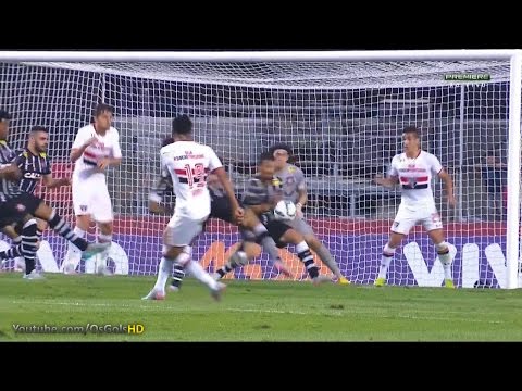 Controversial play! São Paulo 1 x 1 Corinthians - Brasileirão 09/08/2015