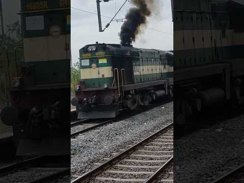 Alco Smoking & Chugging Sound #wdm3d #alco #diesellocomotive #dieselengine