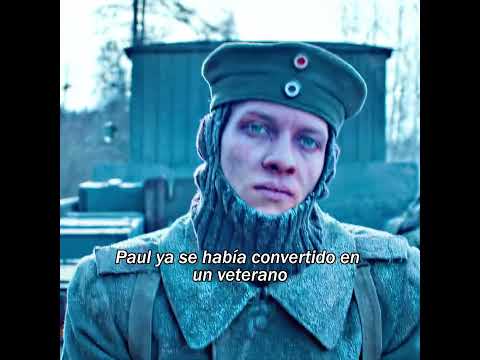 El nuevo uniforme militar del niño lleva el nombre de otra persona #shorts #movieclips