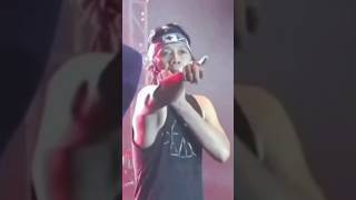 Download lagu Bimbim Marah...provokator Baju Hitam !! 😎✌#slank #bimbimslank #kakaslank #slankers #shorts mp3