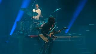 &quot;Paranoid (Black Sabbath Cover) Full Song &amp; Living in LA&quot; Weezer@Baltimore Arena 3/17/19