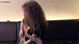 Guthrie Govan demos his 