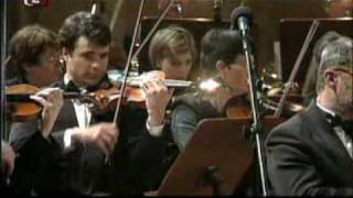 Tribute to Freddie Mercury - 12 We are the champions