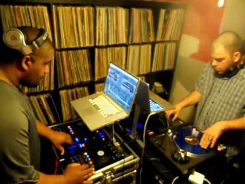 DJ Teebot & Pound live on The Friday Night Boogie WWW.SOULJACKDIGITAL.COM 03-16-12