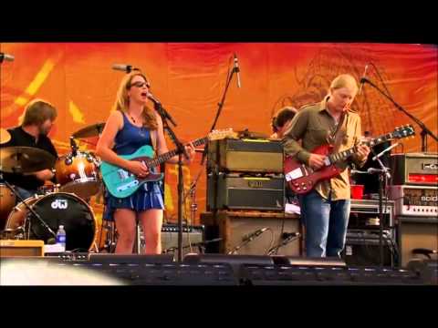 Tedeschi Trucks Band - Midnight in Harlem (Live)