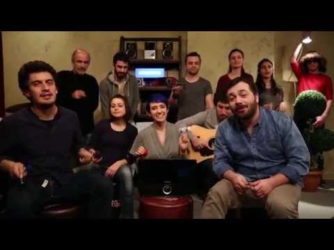 Pinhani - Hele Bi' Gel / #akustikhane Toy Sessions