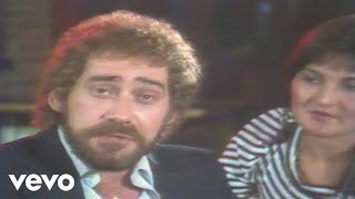 Download lagu Earl Thomas Conley - Heavenly Bodies mp3 Download lagu Earl Thomas Conley - Heavenly Bodies mp3