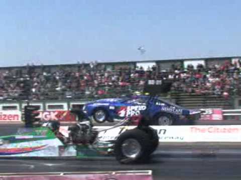 Gavin Wilkins in action - 25 September 2011 - Nationals..mpg