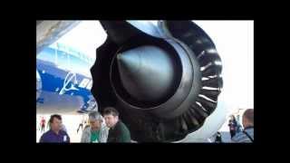 preview picture of video 'Boeing 787 Dreamliner Test Plane Flight & Cabin Tour - Qantas & Jetstar Visit, Brisbane'