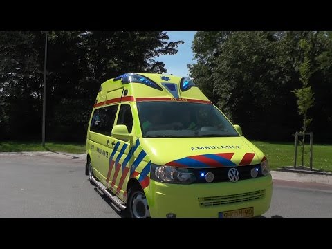 [Dag/Nacht] A1, Silverline Ambulance 02-117 Dokkum vanaf ambulancepost Dokkum