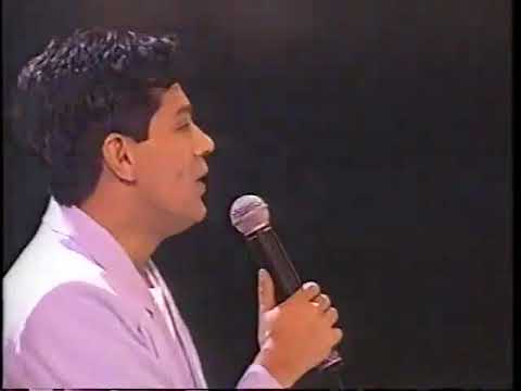 Amigos 1997 REDE GLOBO - Leandro & Leonardo cantam "Cerveja" - Show Amigos Belo Horizonte 30/12/1997