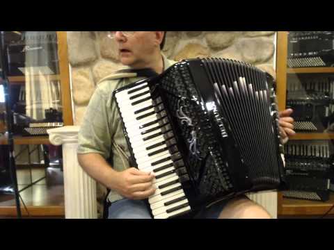 BELTSPIVC - Beltuna Spirit IV Luxury Compact Ebony LMMH 120 $11995