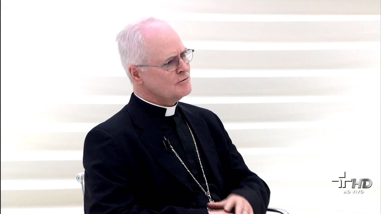 Dom Odilo quebra as pernas de herege anglicano abortista (26/03/2012)