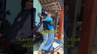 Download lagu Detik-Detik Haru: Kepulangan Anak Rantau yang Bikin Kaget Sekeluarga mp3