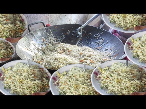 Fast Food at Kolkata Footpath | Chow Mein and Fried Rice Selling | Popular Indian Street Food